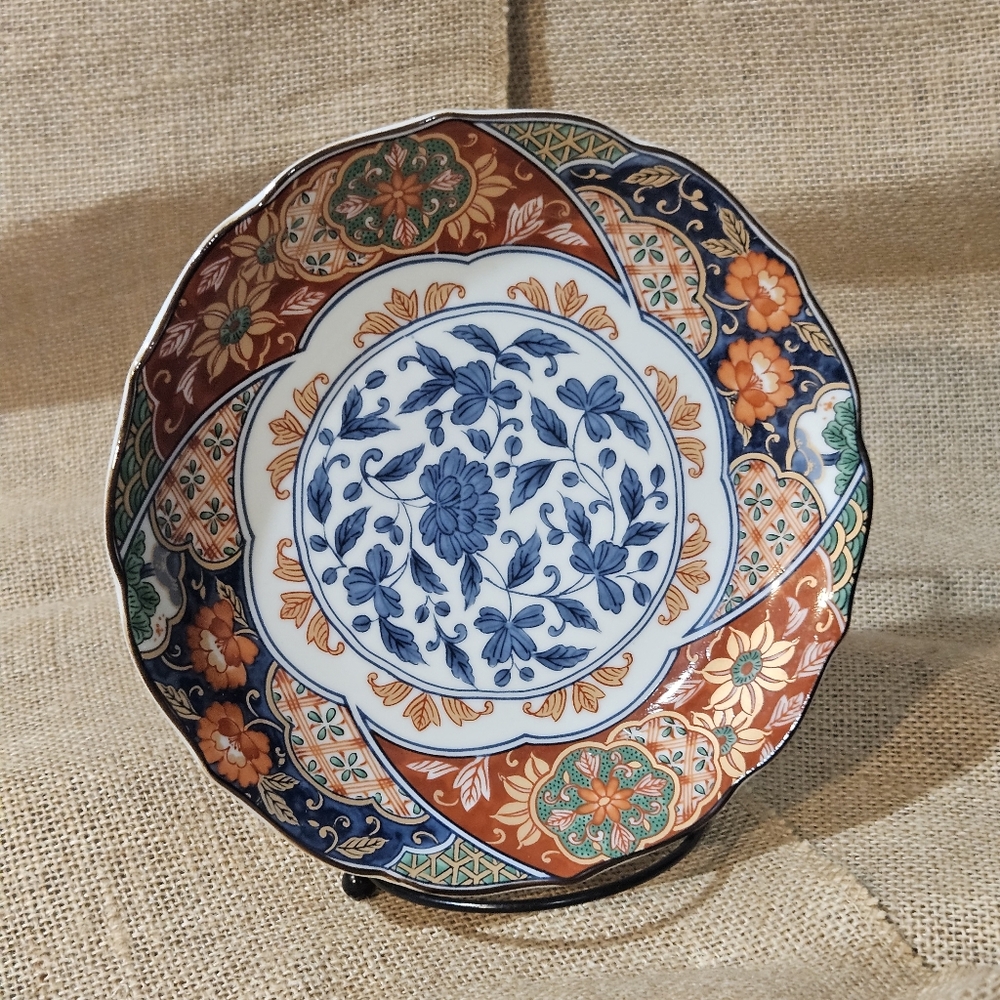 Set of Vintage Japanese Imariware Karakusa Plates